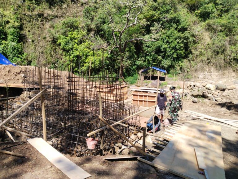 Pembangunan Jembatan Wae Lombor 2 Permudah Akses Warga